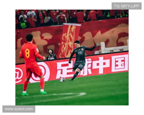 重庆足球队状态引发热议球迷对未来表现充满期待与担忧