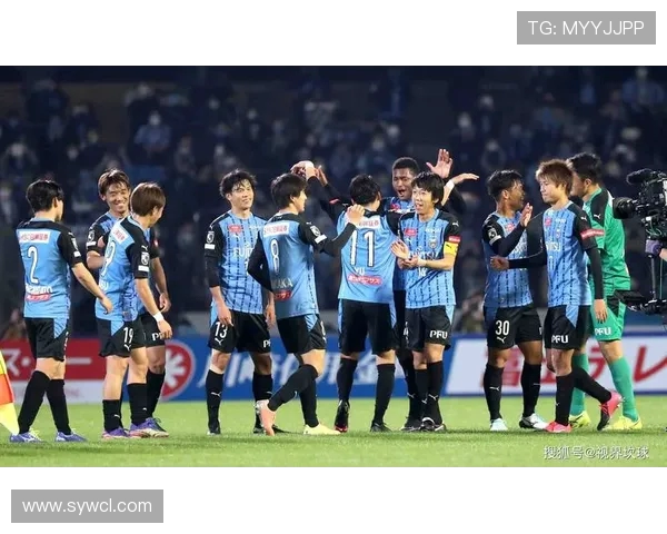 广岛三箭迎战浦田期待精彩对决双方球员状态火热争夺胜利荣耀